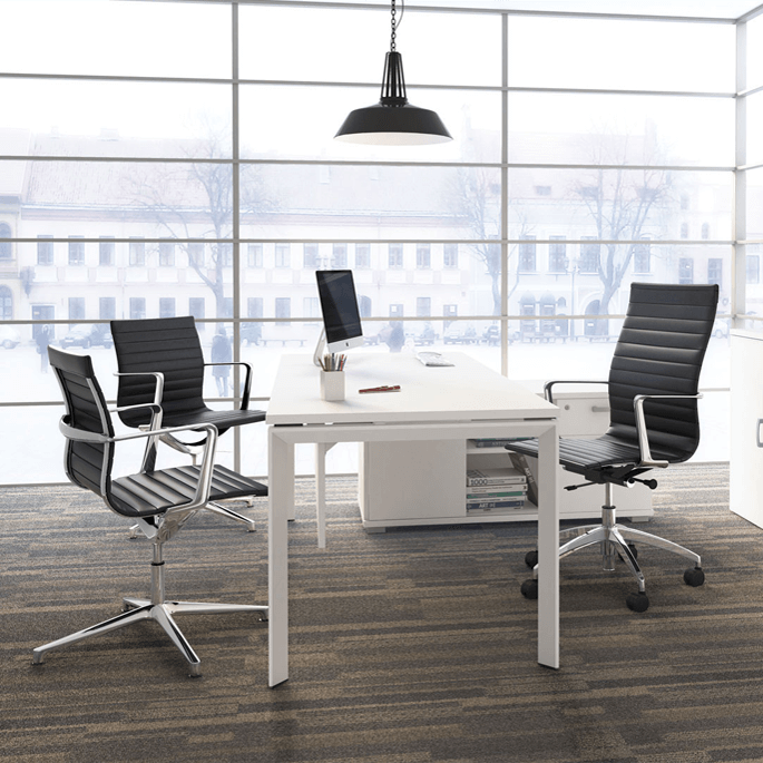 Fauteuil de direction design en polyuréthane, dossier enveloppant